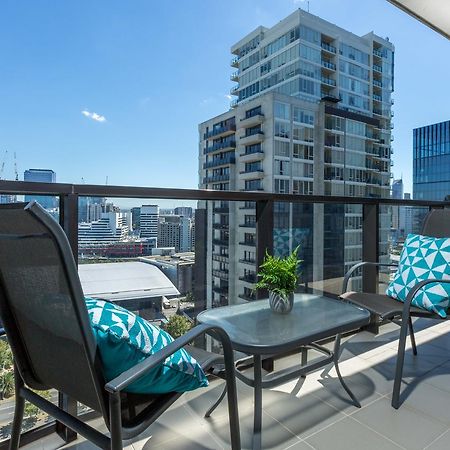 Wyndel Apartments - Southbank Views เมลเบิร์น ภายนอก รูปภาพ