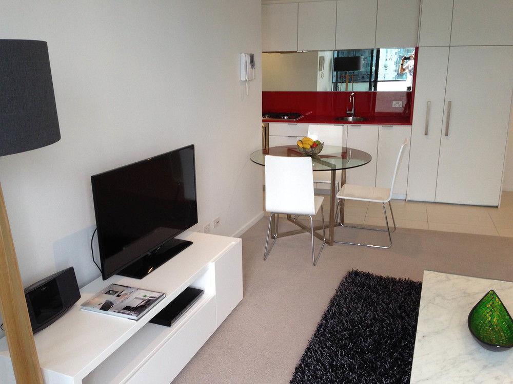 Wyndel Apartments - Southbank Views เมลเบิร์น ภายนอก รูปภาพ