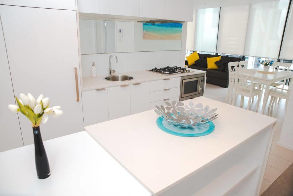 Wyndel Apartments - Southbank Views เมลเบิร์น ภายนอก รูปภาพ