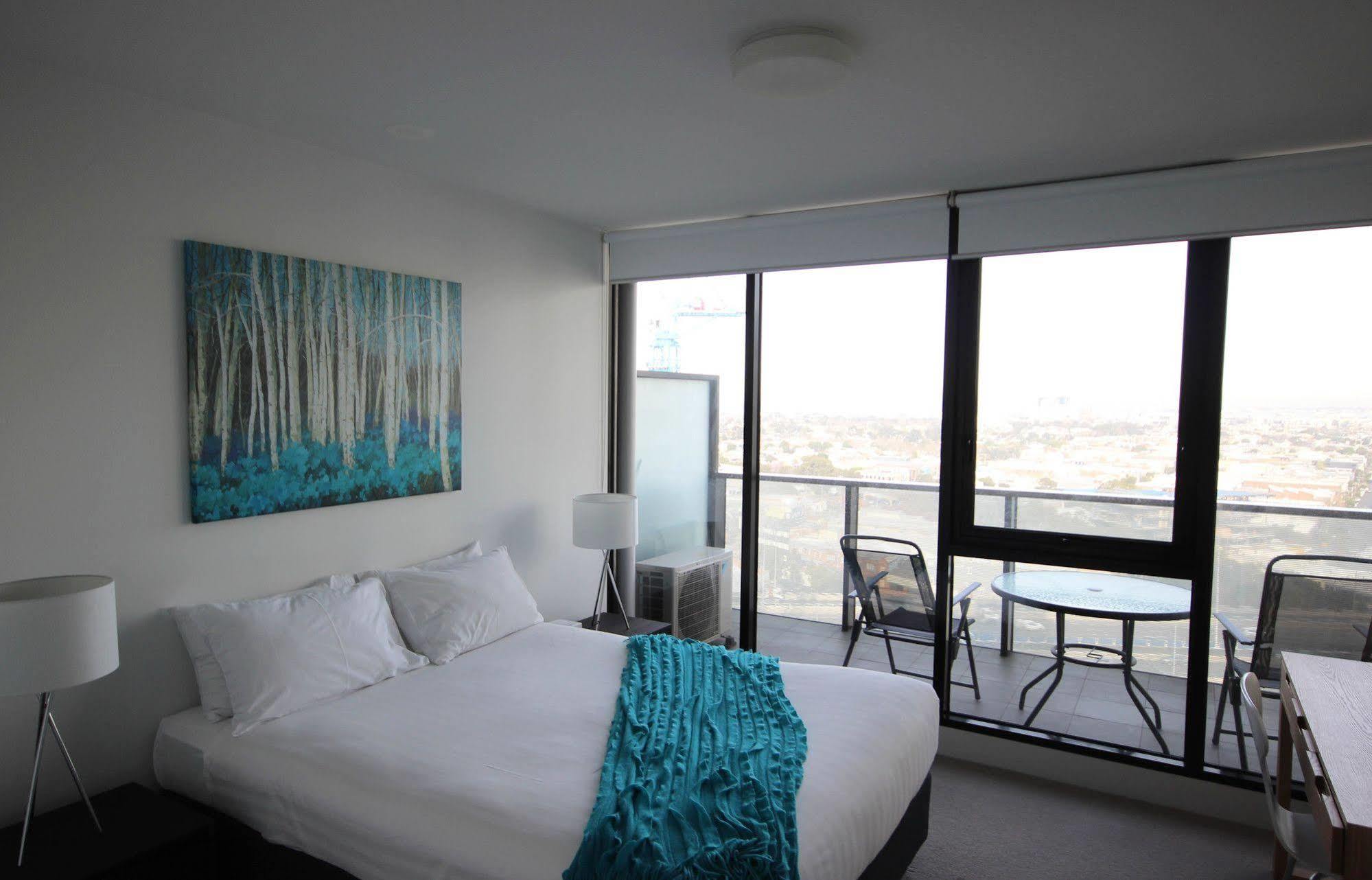 Wyndel Apartments - Southbank Views เมลเบิร์น ภายนอก รูปภาพ